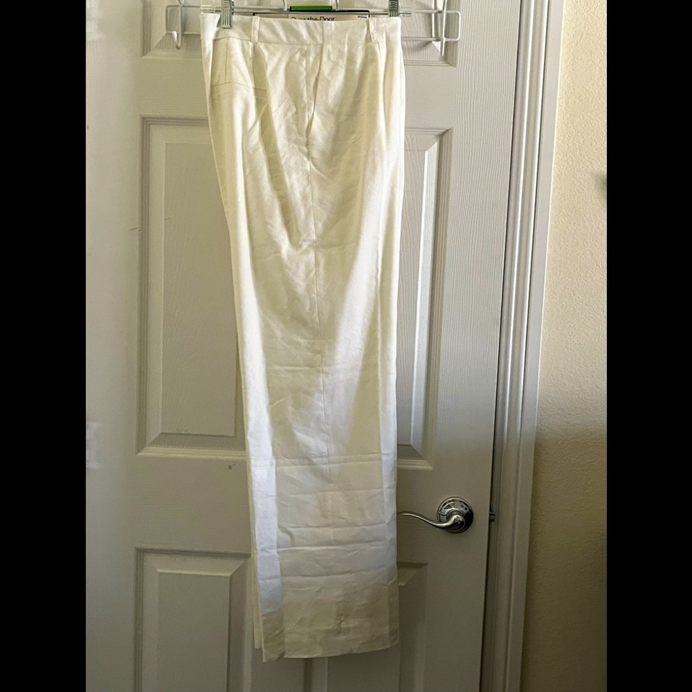 New Coldwater Creek Willow Straight Leg Lined Dress Pants 
Off White 
Size 10
